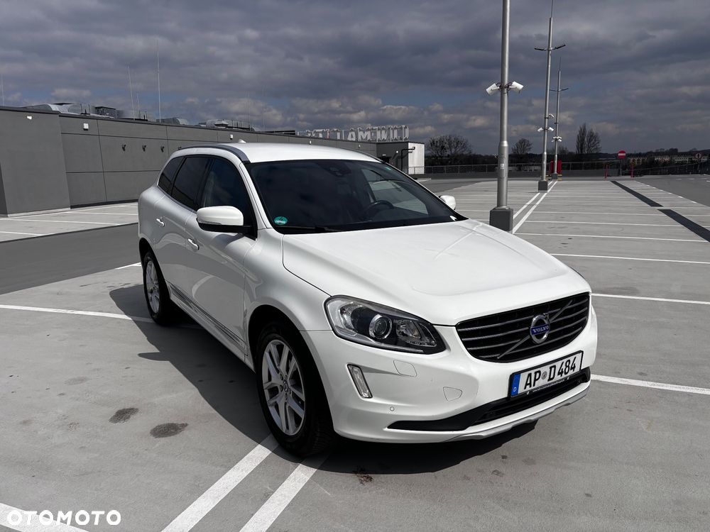 Volvo XC 60 D4 Drive-E Summum - 1
