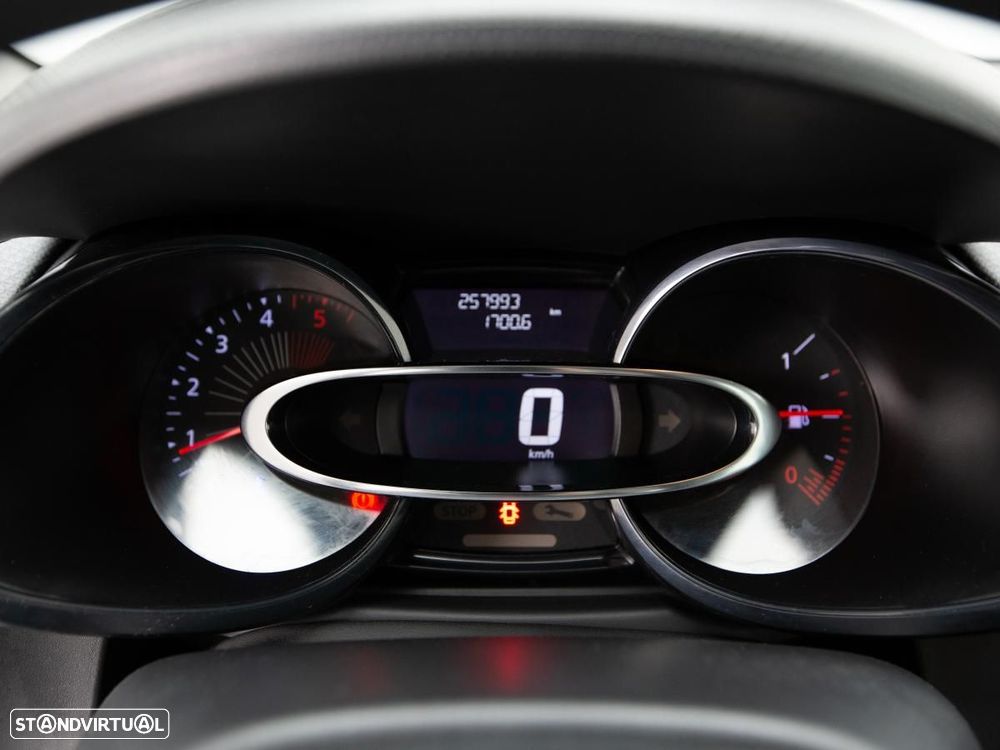 Renault Clio Sport Tourer 1.5 dCi Confort - 15
