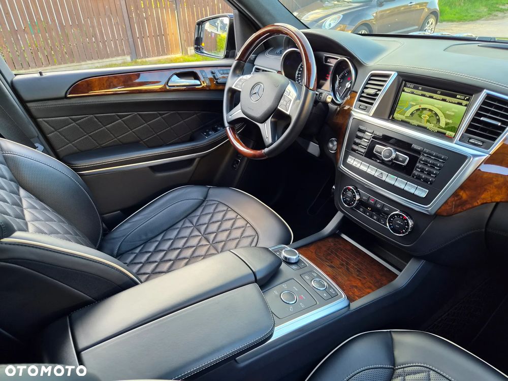 Mercedes-Benz GL - 8