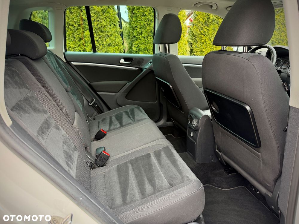 Volkswagen Tiguan 1.4 TSI BlueMotion Technology Exclusive - 20