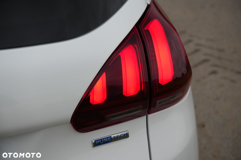 Peugeot 2008 PureTech 110 Stop&Start Allure - 8