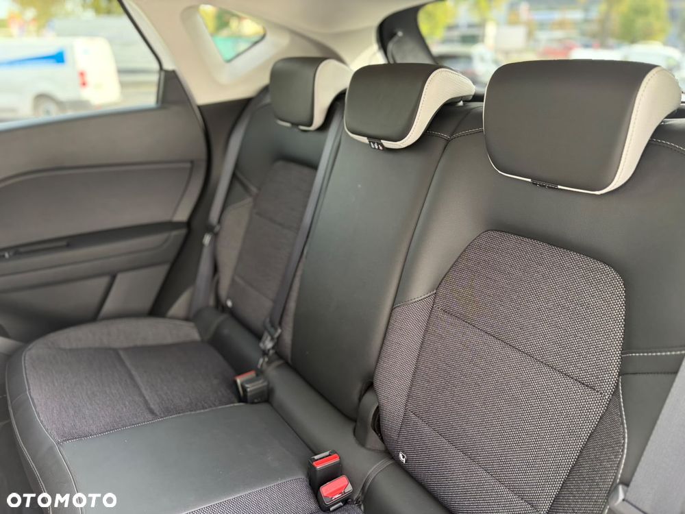 Renault Captur 1.3 TCe mHEV Techno EDC - 11
