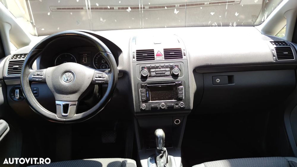 Volkswagen Touran 1.6 TDI DSG Comfortline - 10