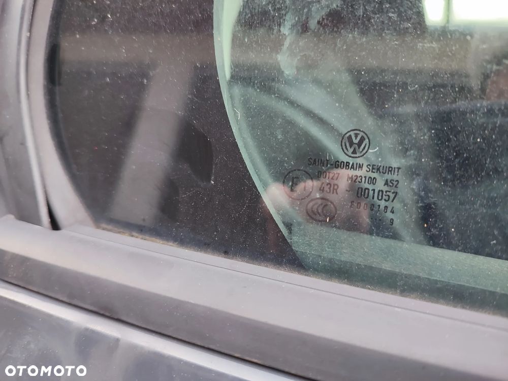 Volkswagen Golf 1.6 TDI (BlueMotion Technology) Comfortline - 33