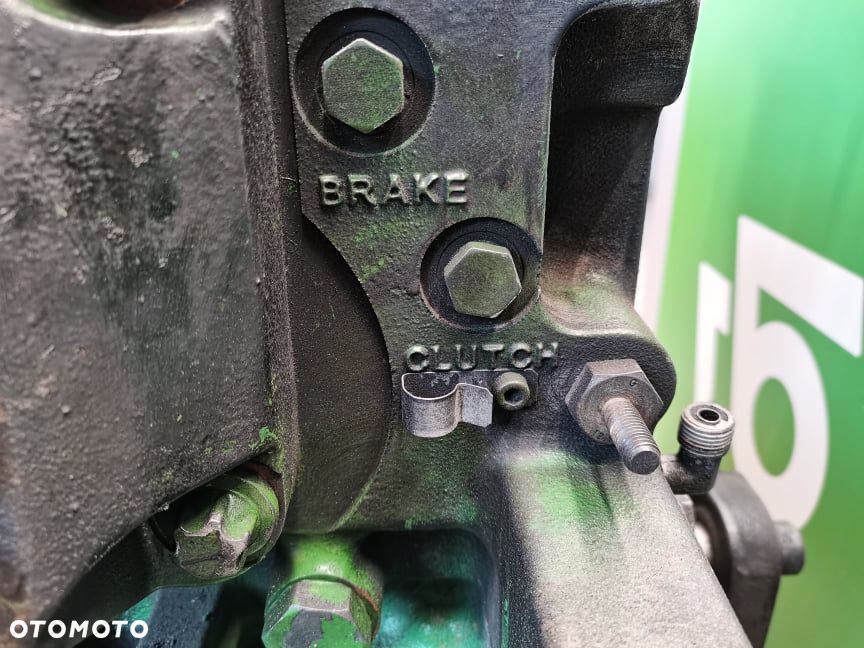 John Deere 6155 R WOM tylny R545140 - 7