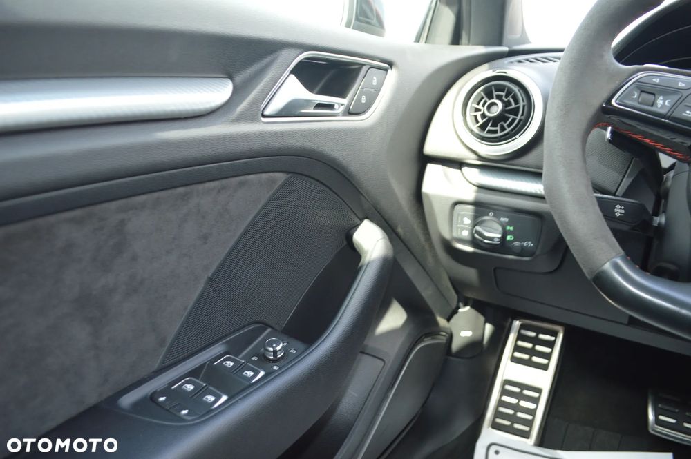Audi RS3 Sportback 2.5 TFSI Quattro S tronic - 15