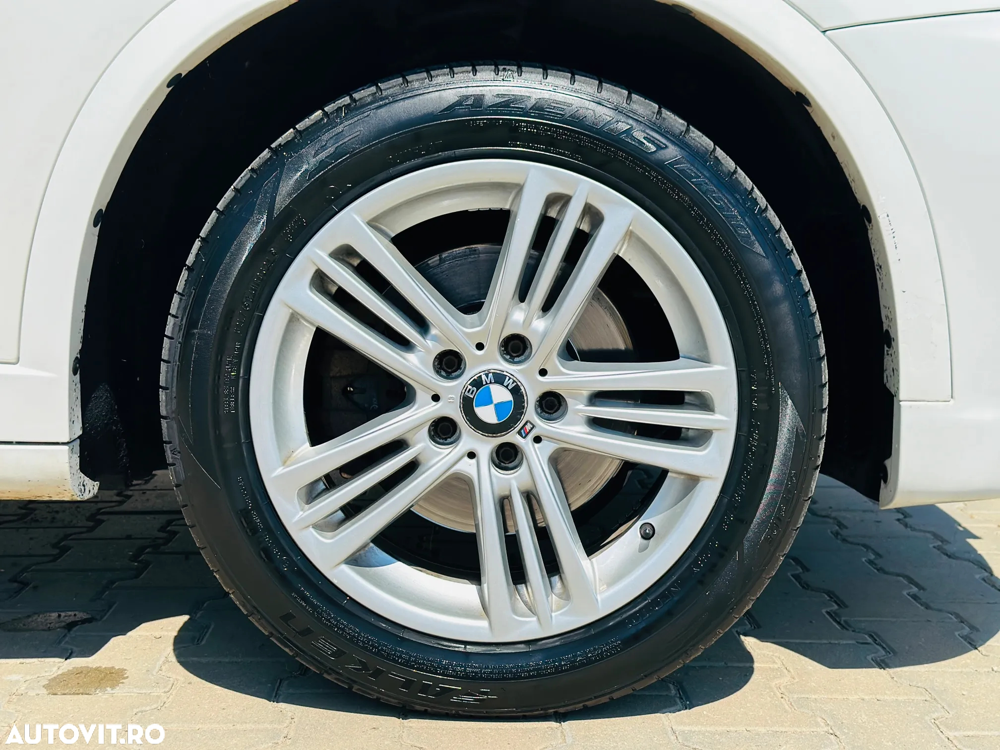 BMW X3 xDrive35d - 17