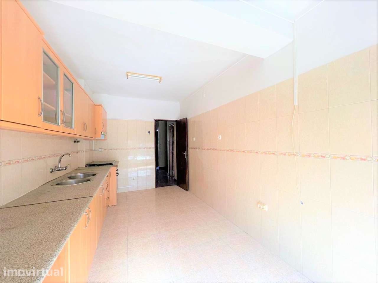 T2 - Renovado / Sotão / Cozinha Equipada - Montijo - Grande imagem: 2/13