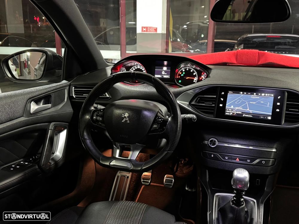 Peugeot 308 1.2 PureTech GT Line - 11