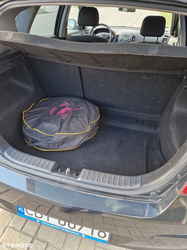 Hyundai i30 1.4 Classic - 7