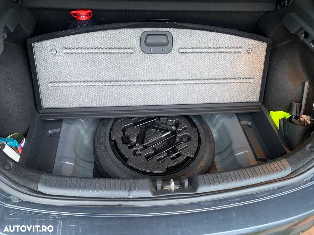 Hyundai i30 1.5 110CP 5DR M/T Highway - 11