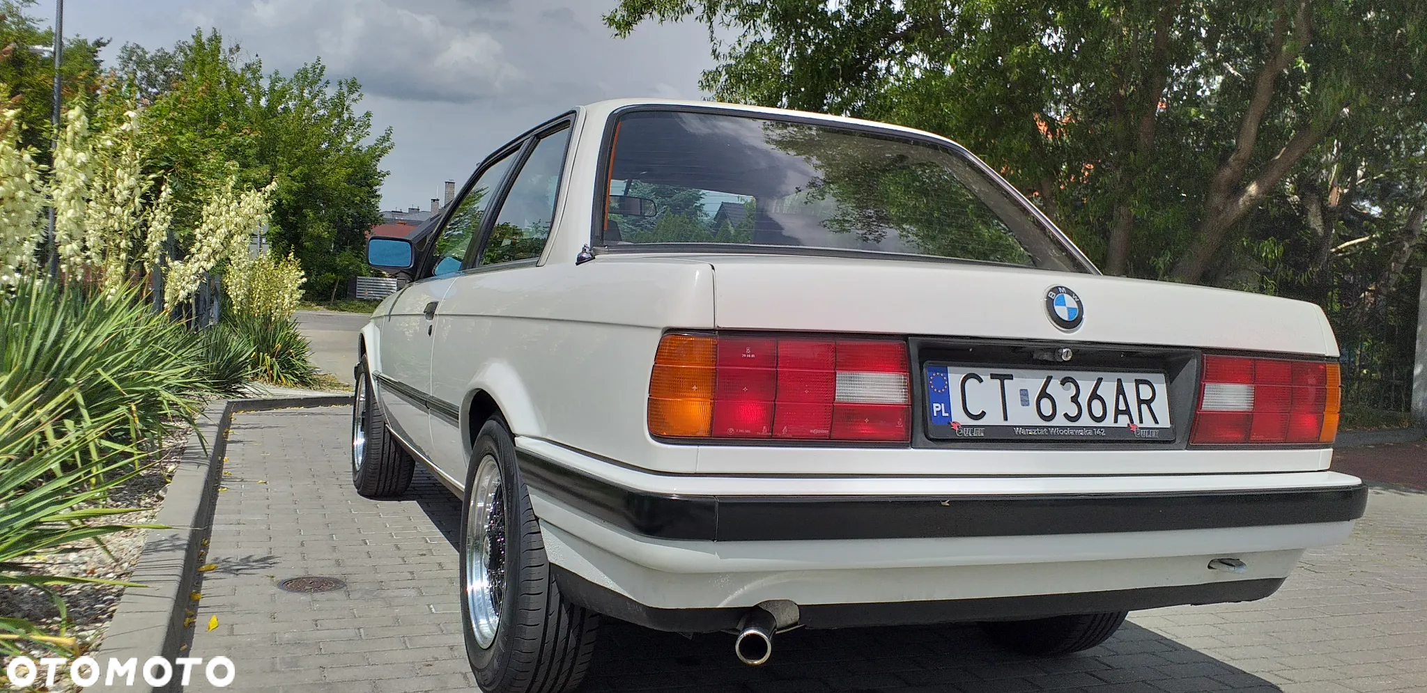 BMW Seria 3 318i - 11
