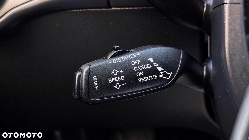 Audi A4 Avant 2.0 TDI DPF clean diesel quattro S tronic Ambiente - 35