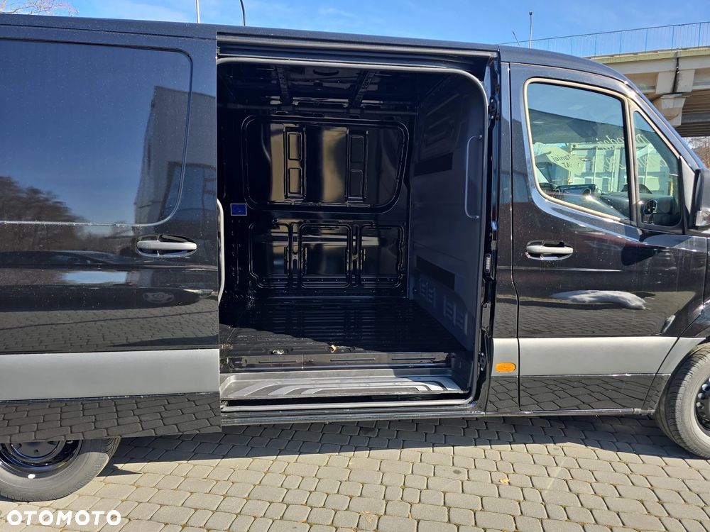Mercedes-Benz Sprinter 311 CDI Furgon - 8