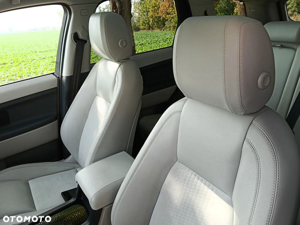 Land Rover Discovery Sport Si4 HSE - 36