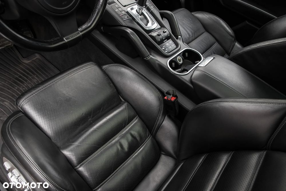 Porsche Cayenne Diesel Tiptronic S - 16