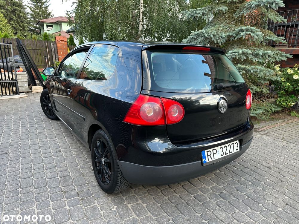 Volkswagen Golf - 8