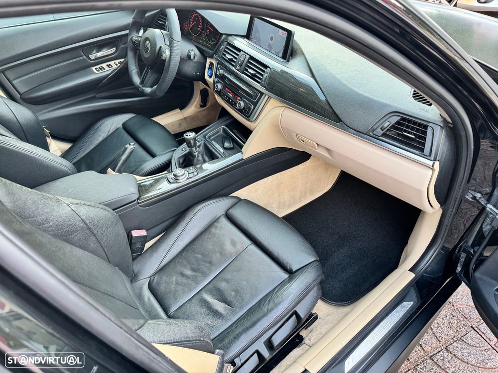 BMW 320 d DPF Blue Performance Edition Sport - 28