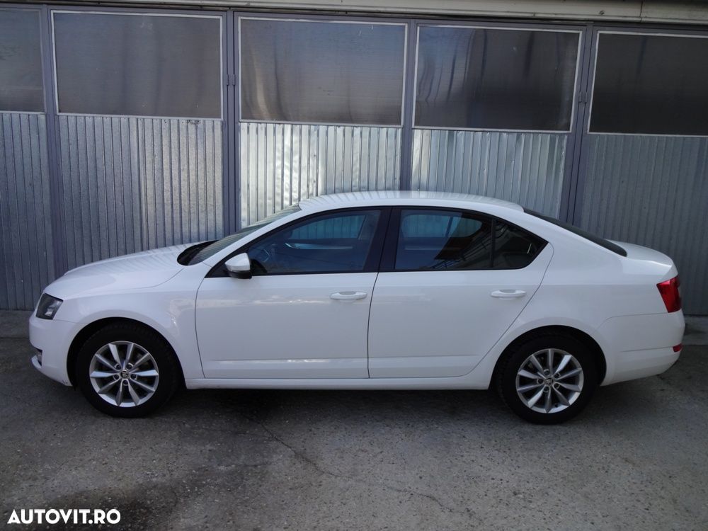 Skoda Octavia 1.2 TSI ACTIVE - 3