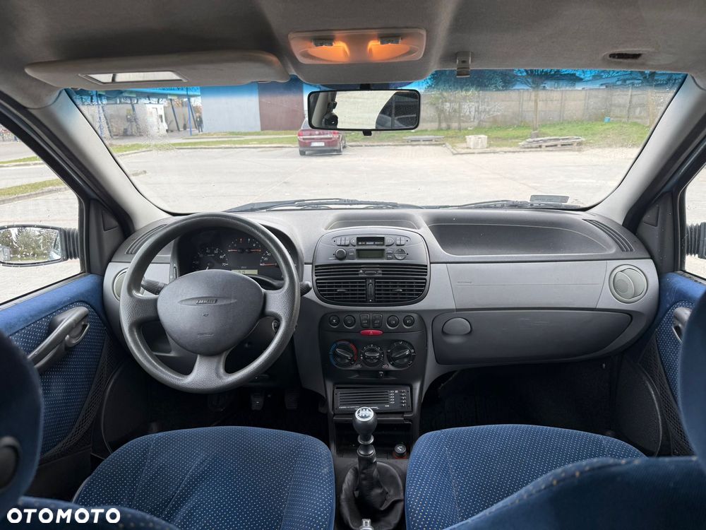 Fiat Punto 1.2 16V Active - 20