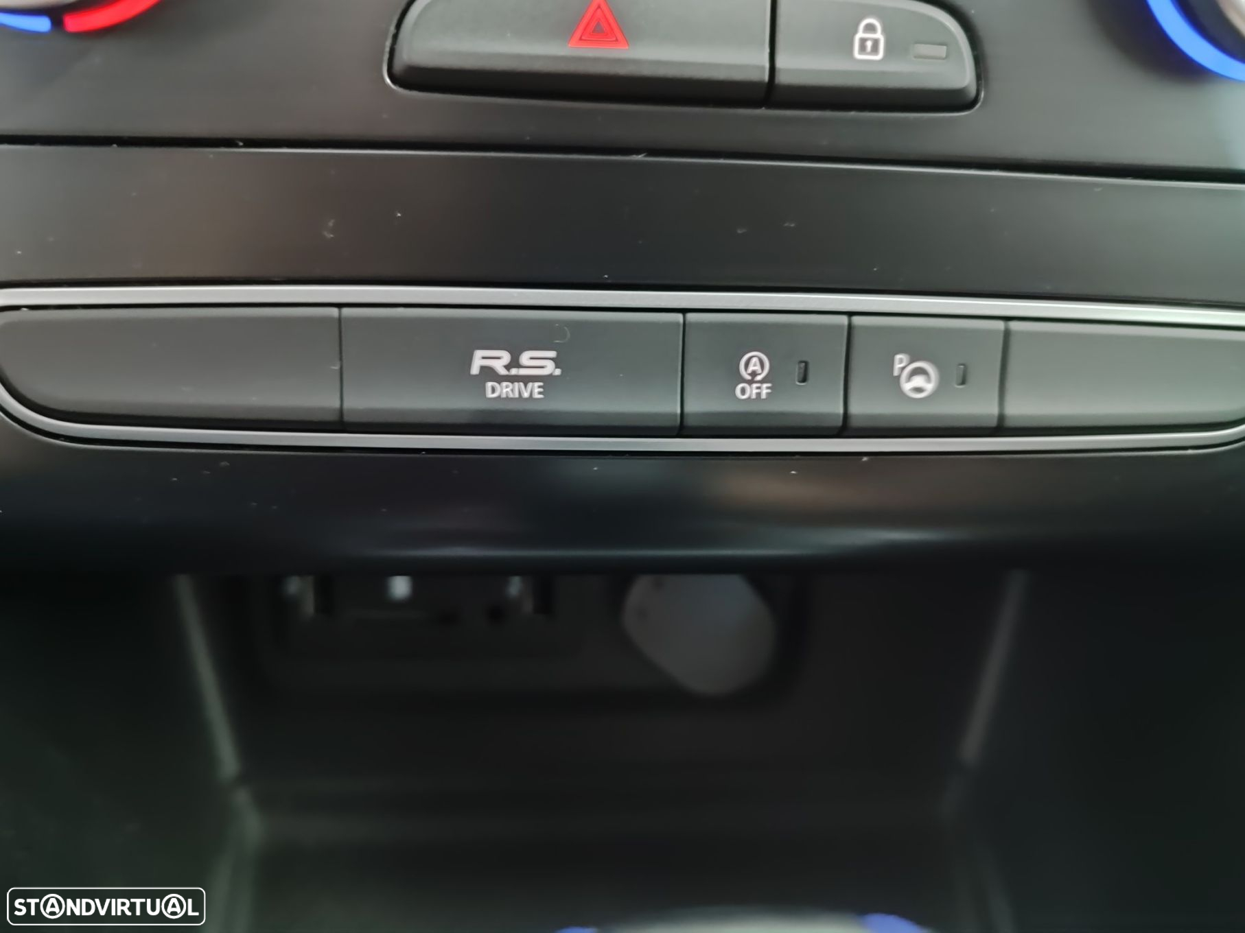 Renault Mégane 1.6 TCe GT EDC - 36