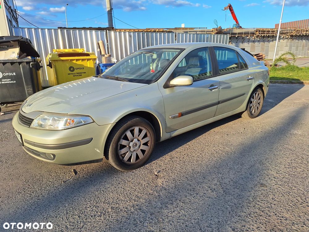 Renault Laguna 1.8 Privilege - 1