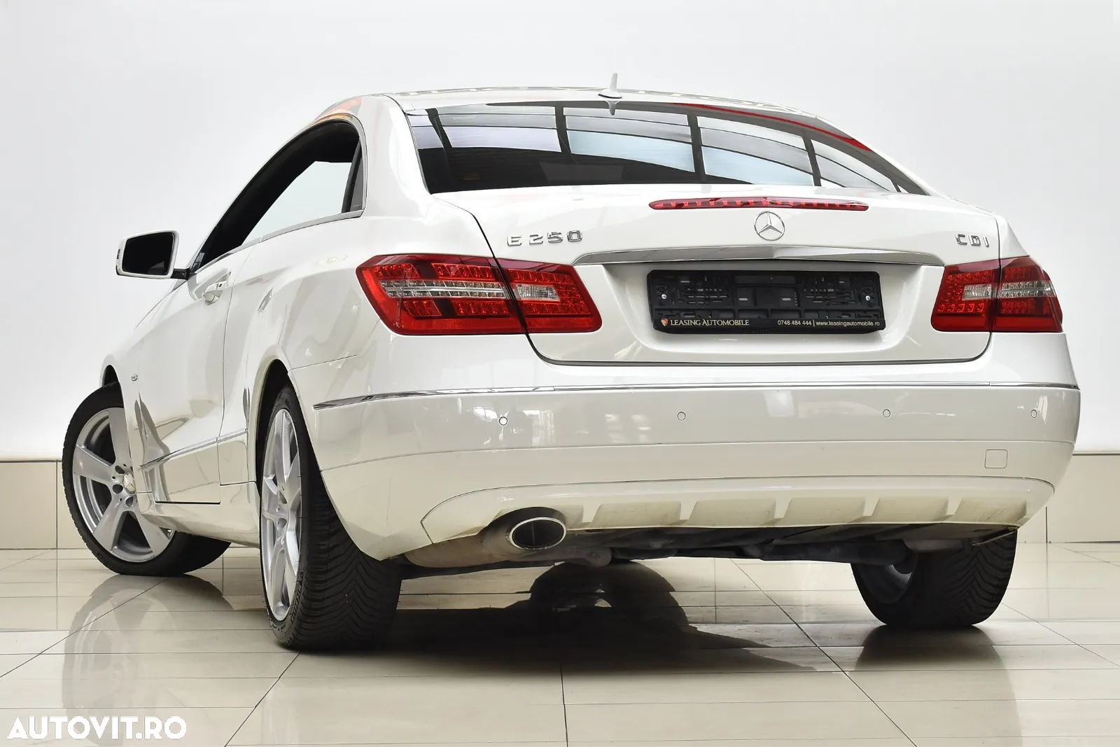 Mercedes-Benz E 250 CDI DPF Coupe BlueEFFICIENCY Automatik Avantgarde - 8