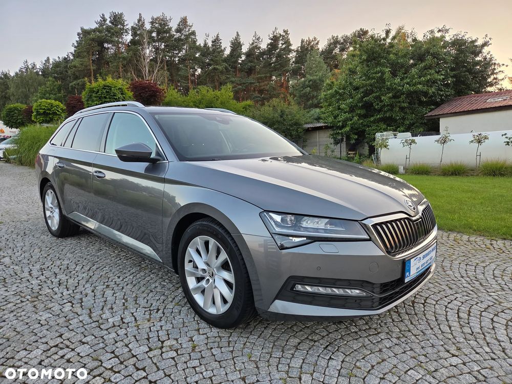 Skoda Superb 2.0 TDI SCR Ambition DSG - 2