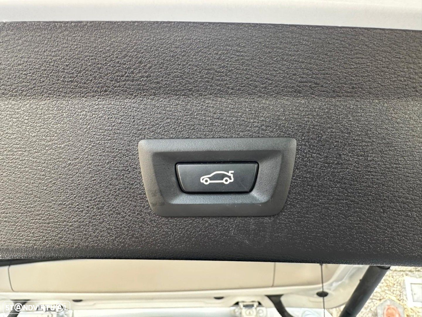 BMW X1 16 d sDrive Advantage - 18