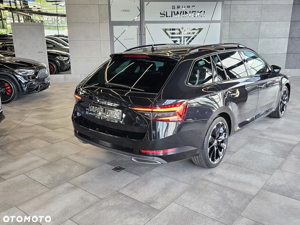 Skoda Superb 2.0 TDI 4x4 DSG Sportline - 9