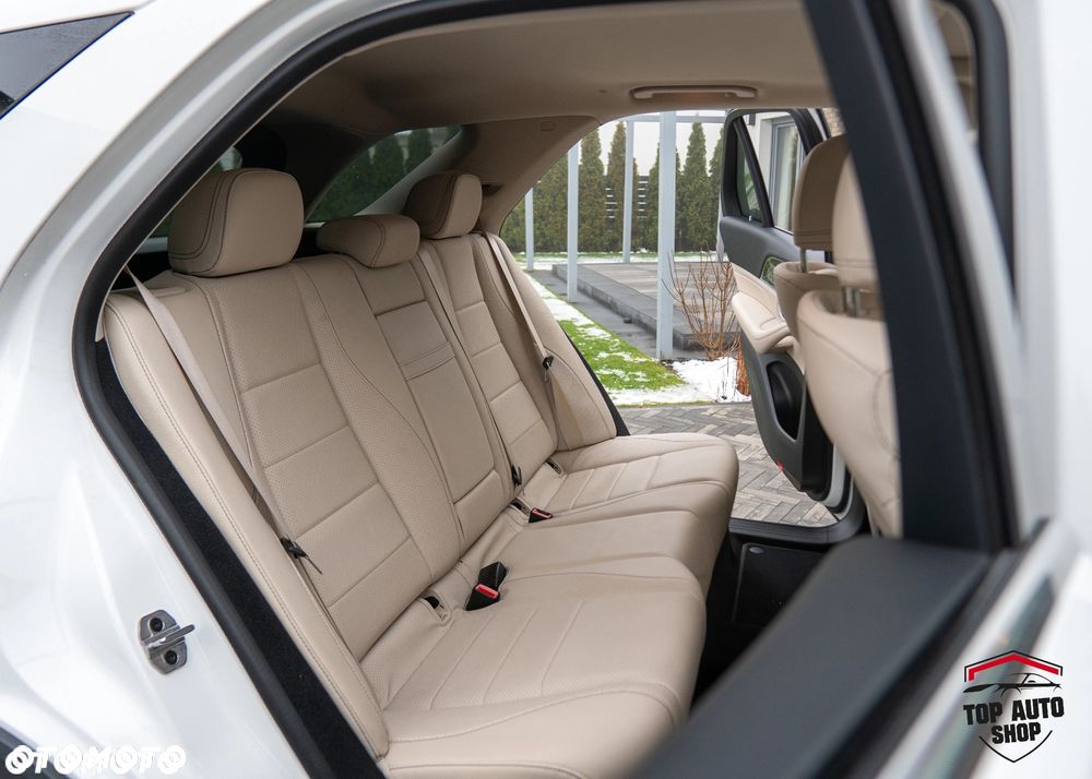 Mercedes-Benz GLE - 29