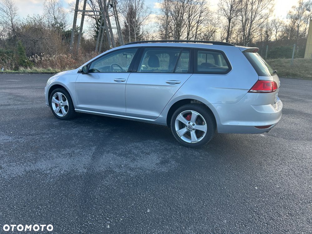 Volkswagen Golf - 12