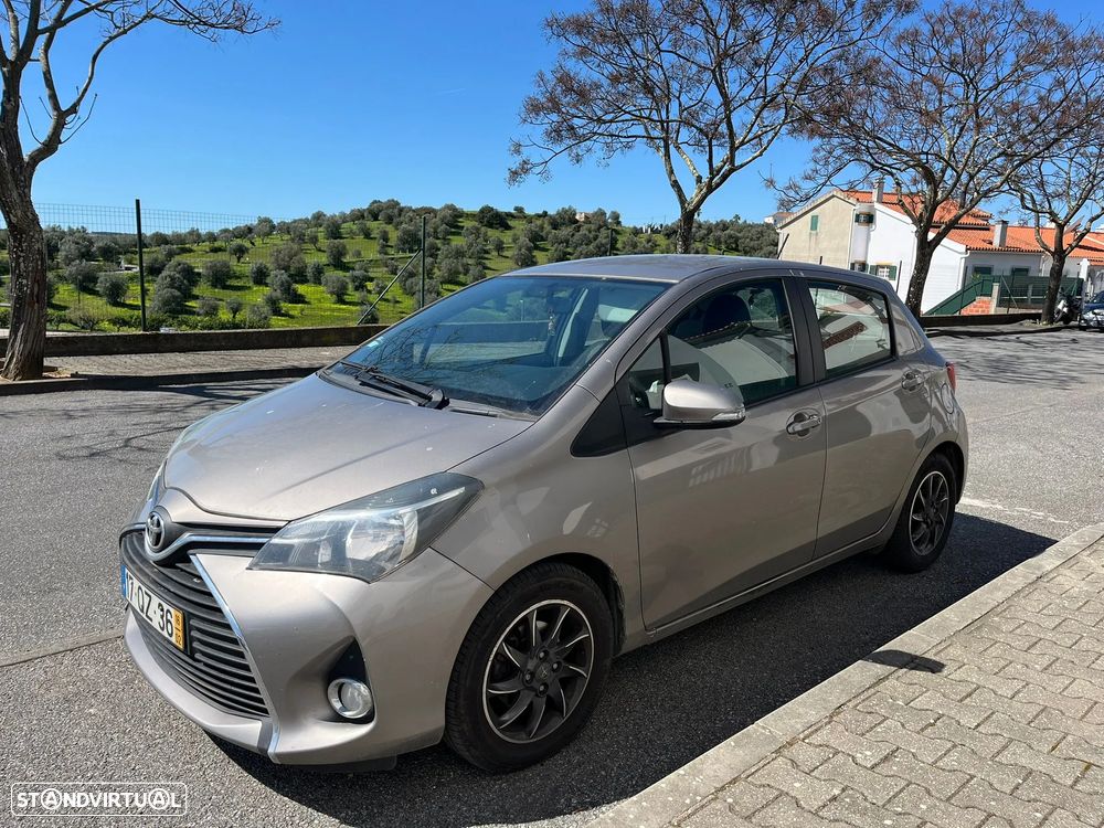 Toyota Yaris 1.4 D-4D Comfort - 1