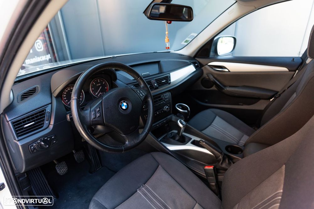 BMW X1 18 d sDrive - 8