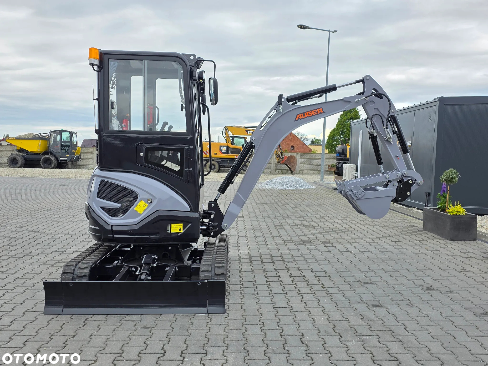 Inny NOWA MINIKOPARKA AUGER 25, WAGA 2100 KG, KUBOTA silnik - 31
