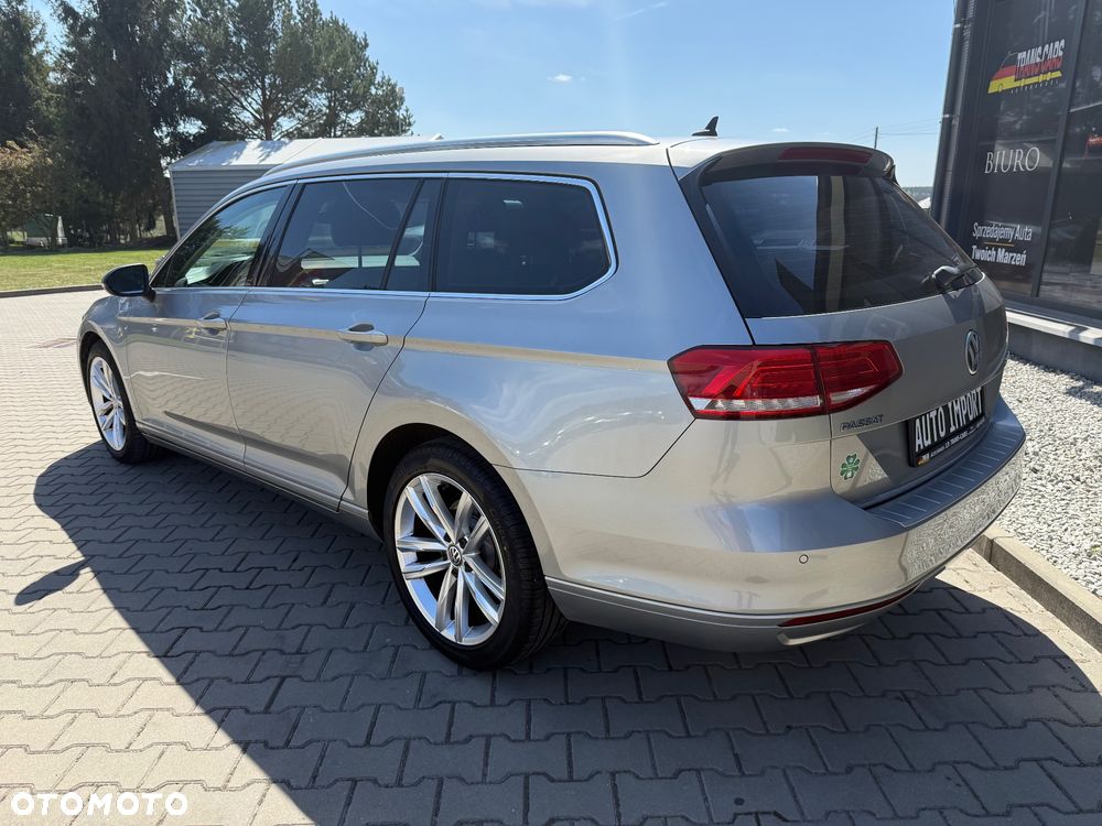 Volkswagen Passat 2.0 TDI (BlueMotion Technology) DSG Highline - 12