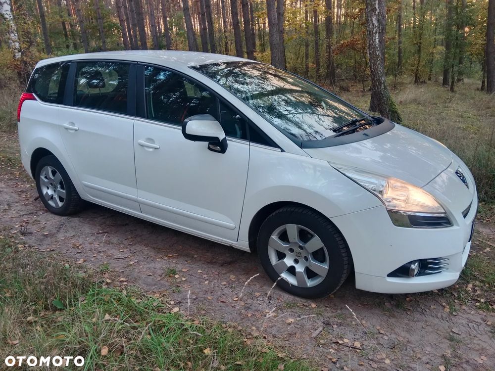 Peugeot 5008 - 1