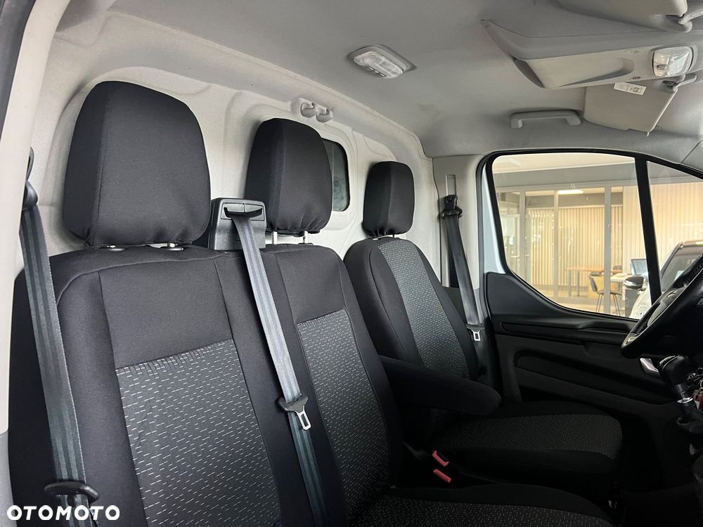 Ford Transit Custom - 37