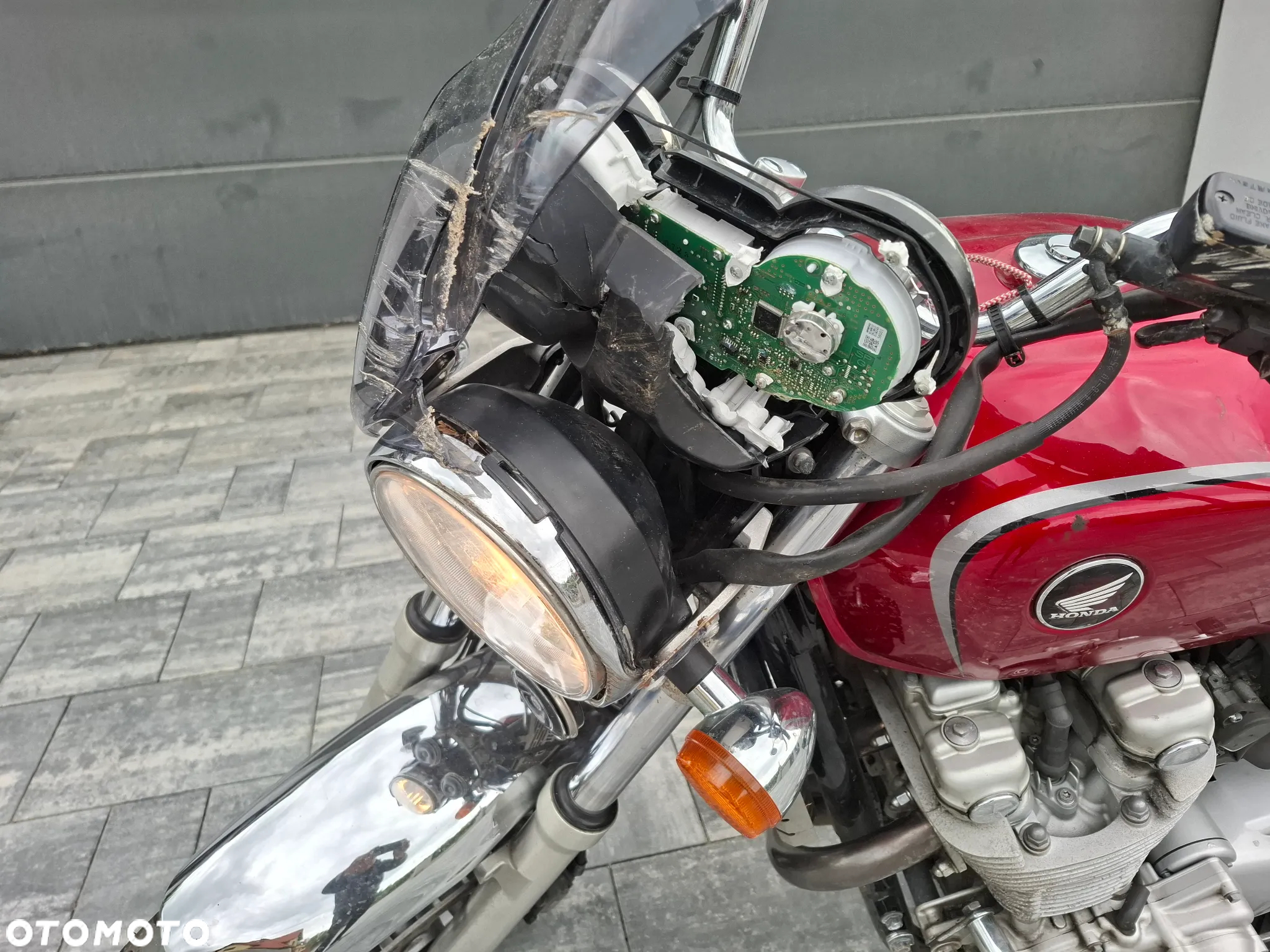 Honda CB - 10