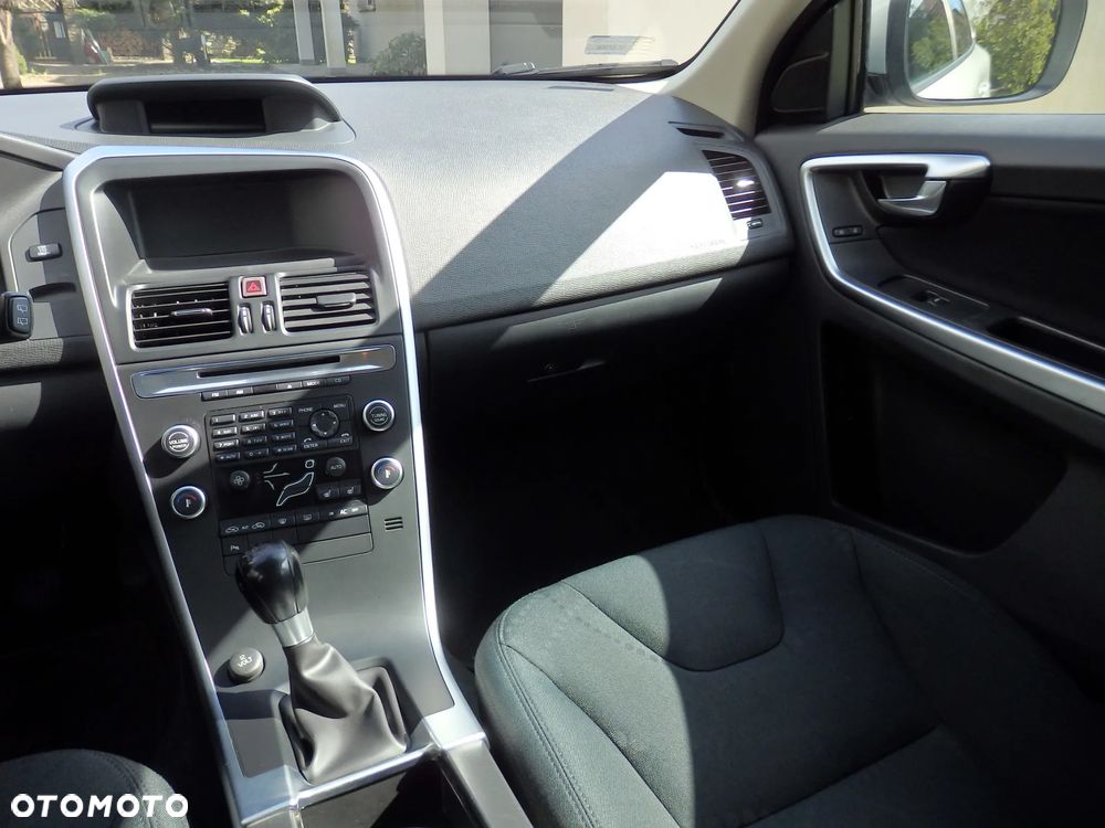 Volvo XC 60 2.4D DRIVe - 7