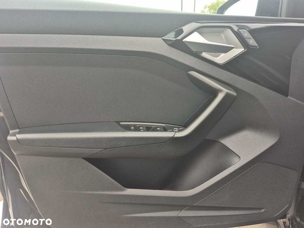 Audi A1 Sportback 35 TFSI Advanced S tronic - 14