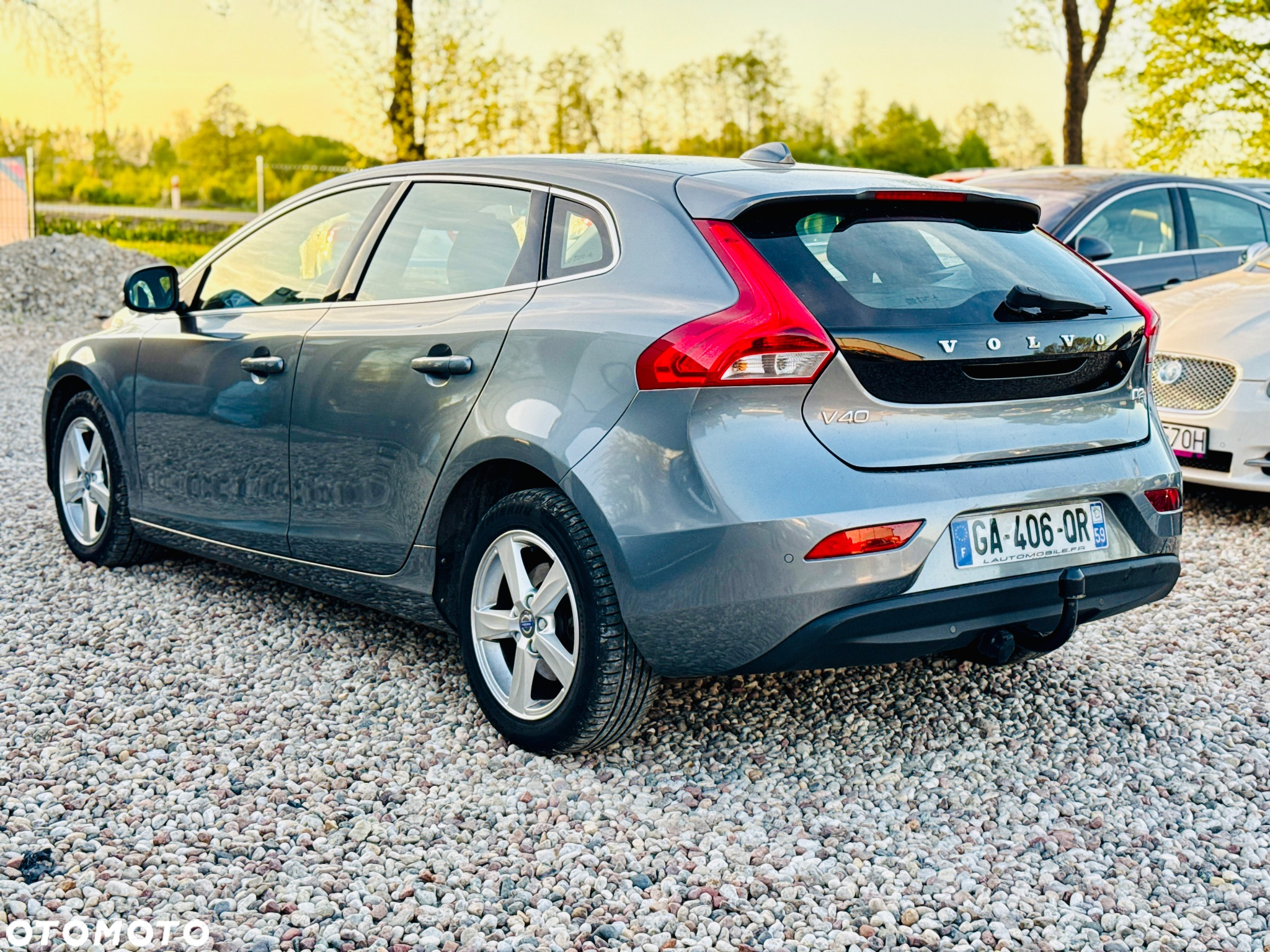 Volvo V40 D2 Drive-E Momentum - 3