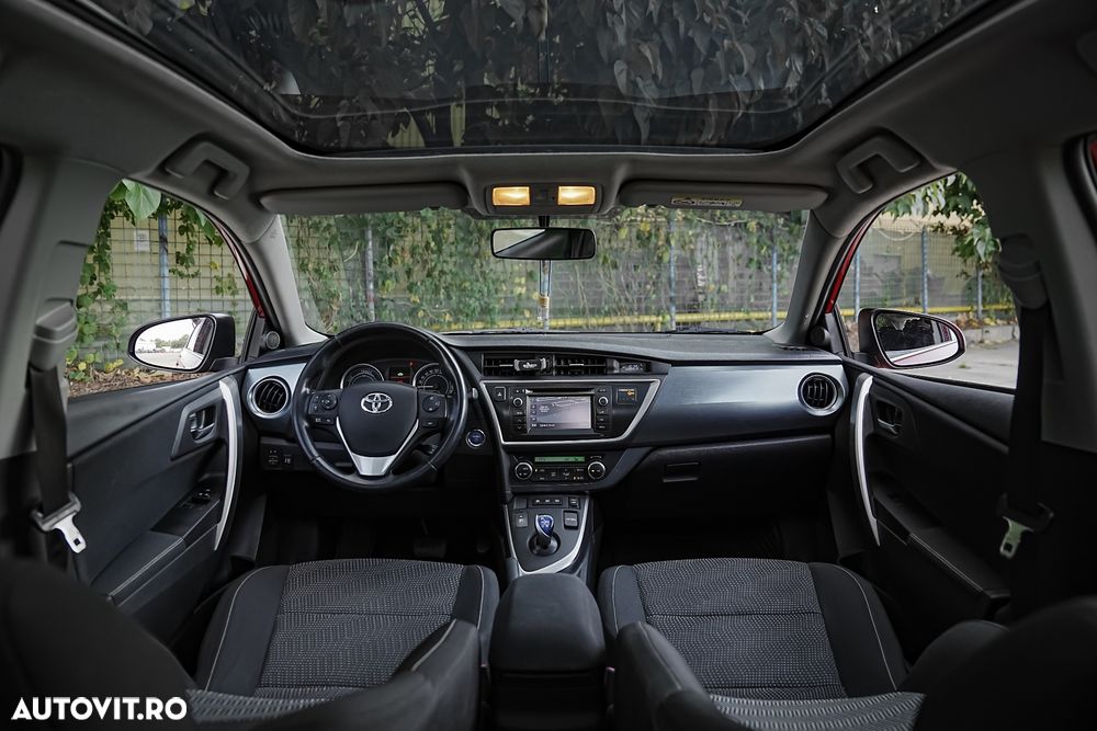 Toyota Auris - 10