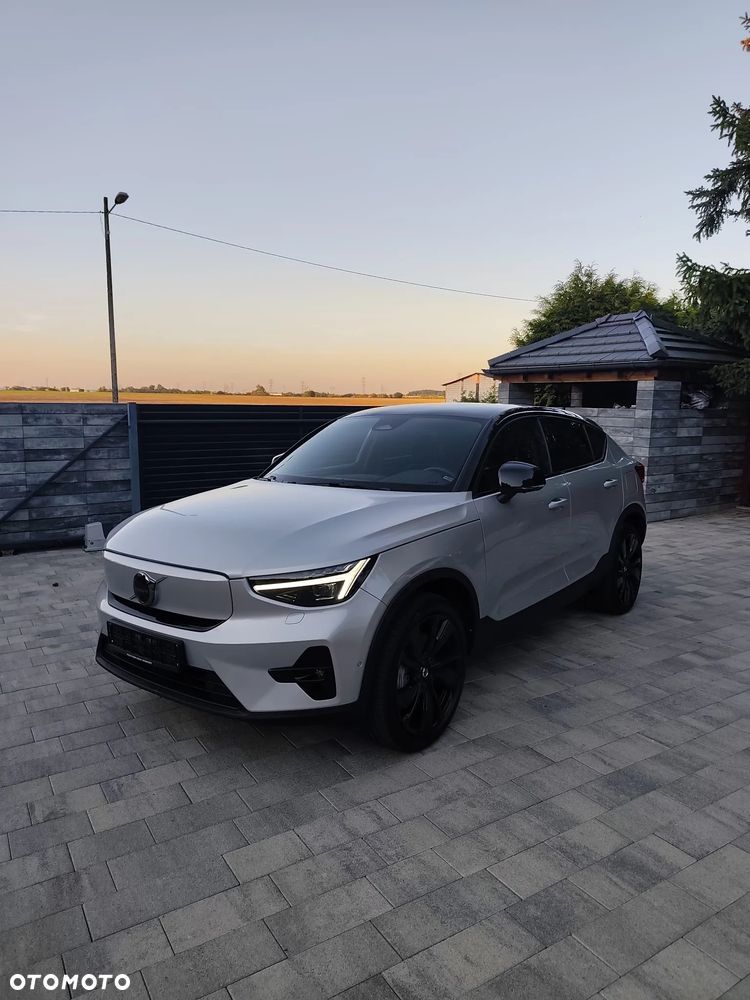 Volvo C40 P8 Recharge AWD Plus - 11