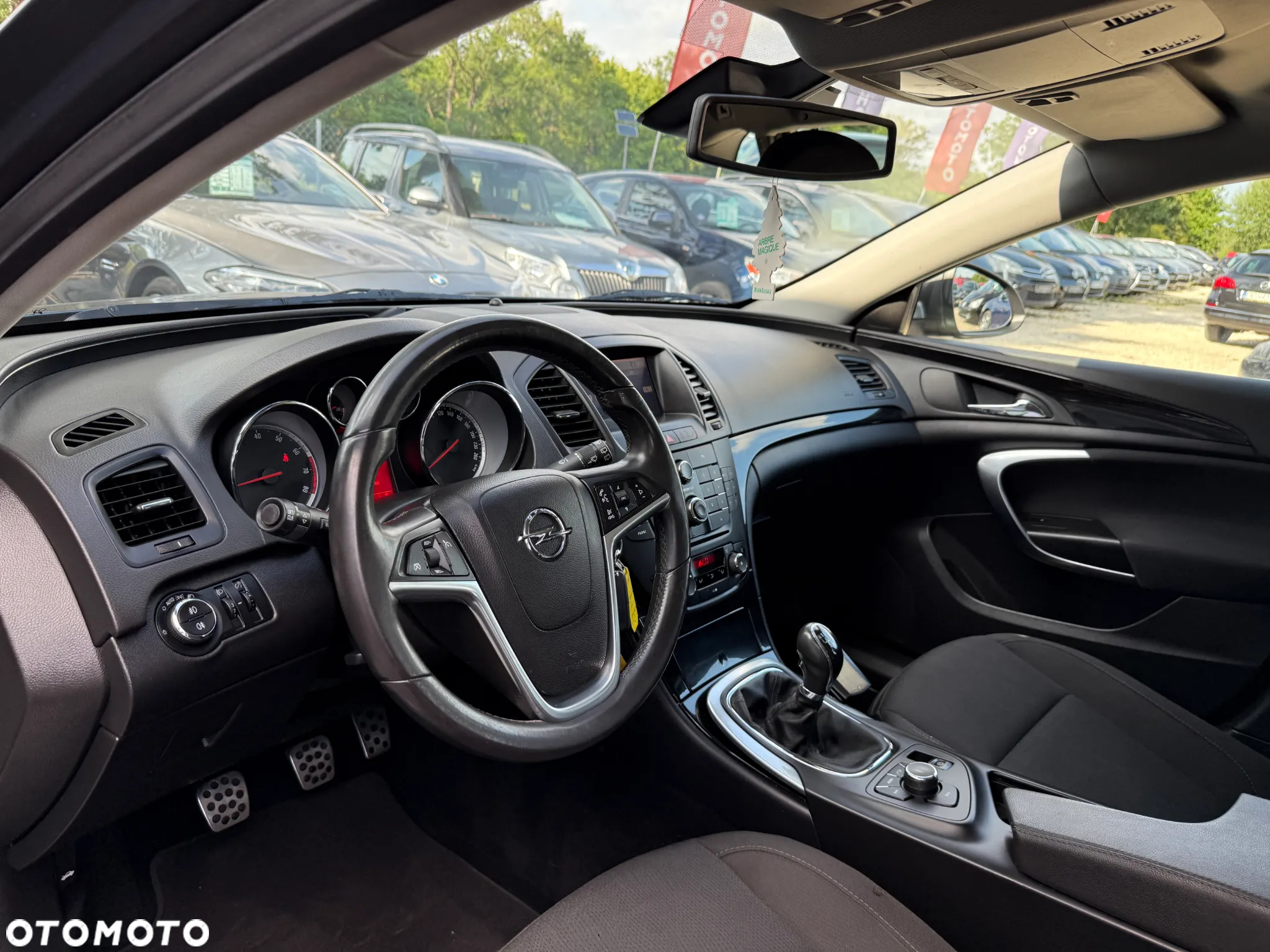Opel Insignia 1.8 Cosmo - 23