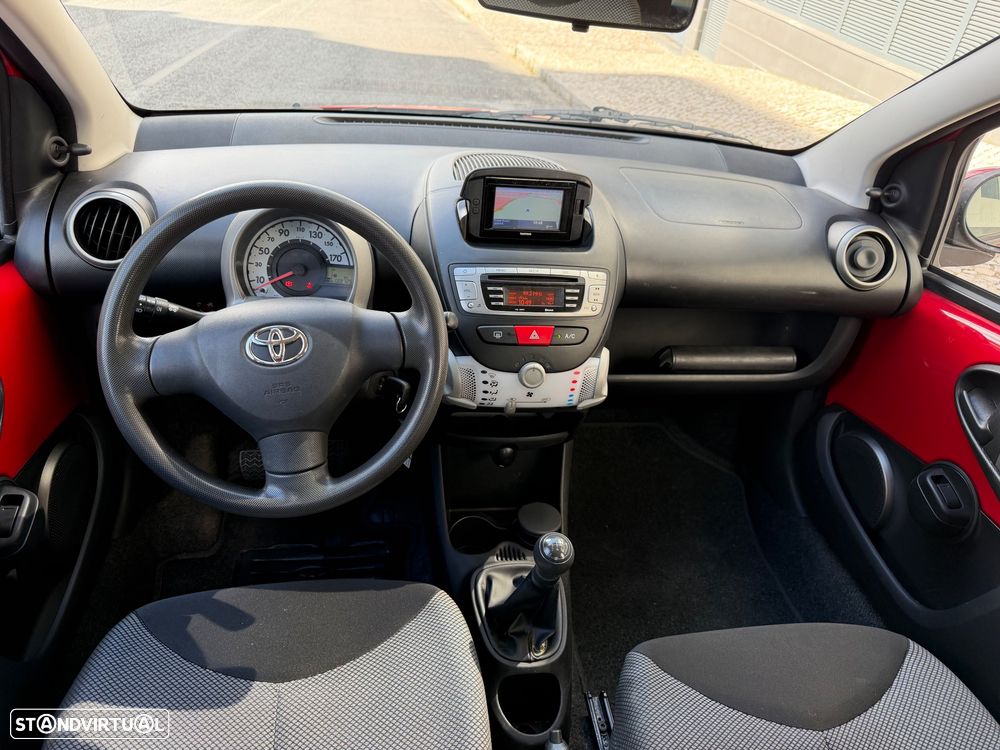 Toyota Aygo 1.0 + AC+VSC - 19