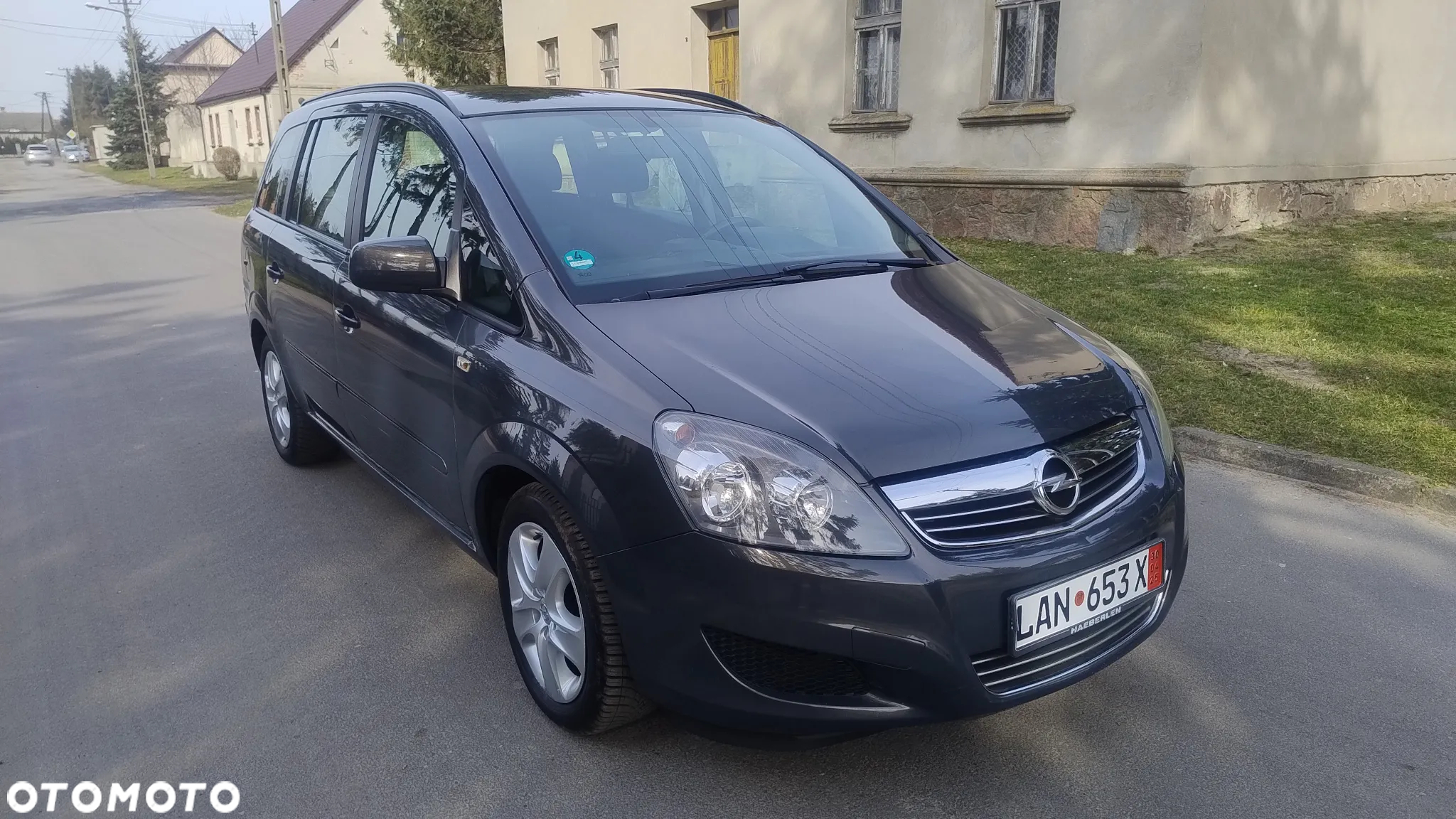 Opel Zafira 1.8 Cosmo - 11