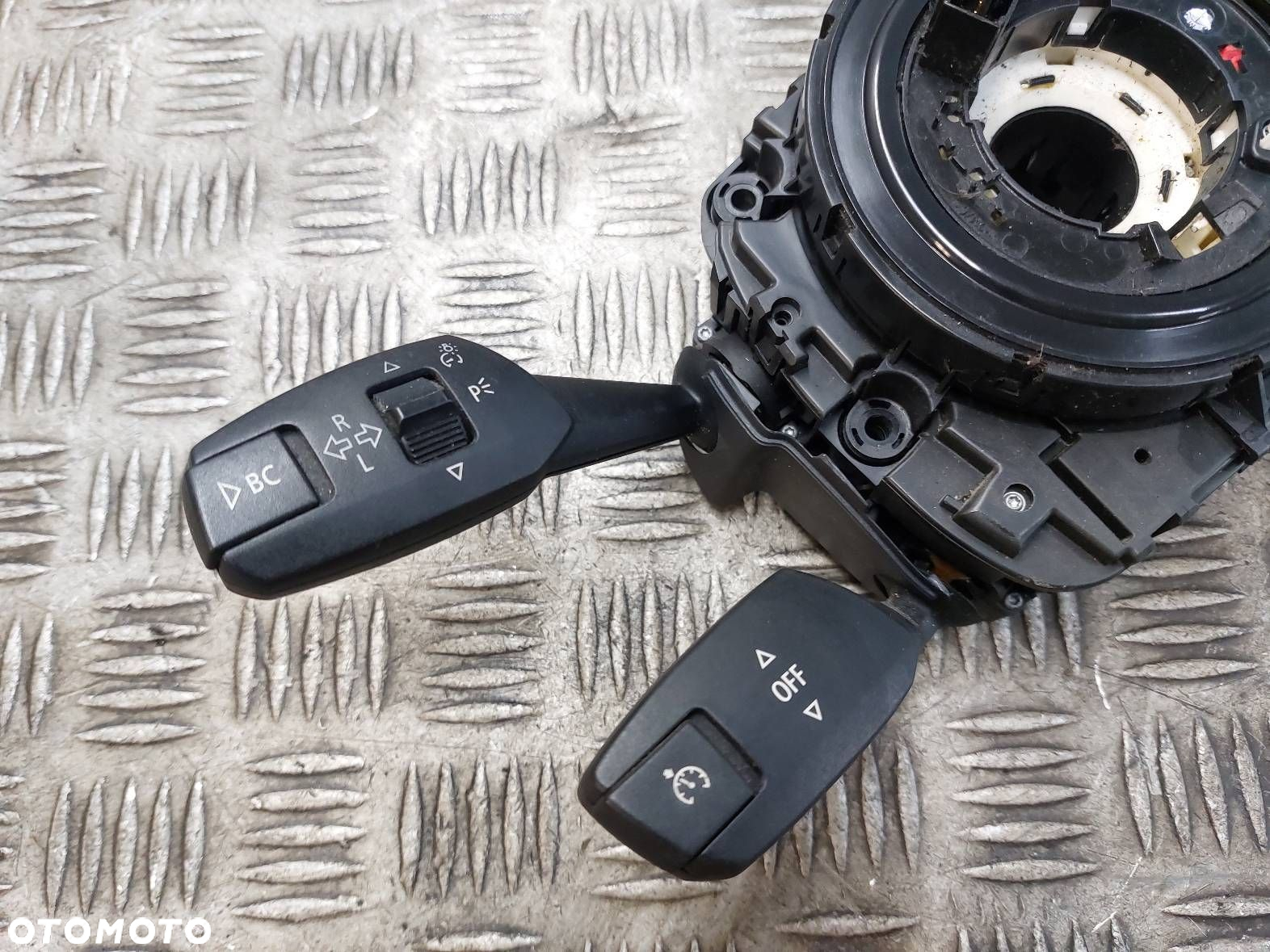 MANETKA PRZEŁĄCZNIK ZESPOLONY TAŚMA SYGNAŁU BMW E90 9121893 6989557 - 2