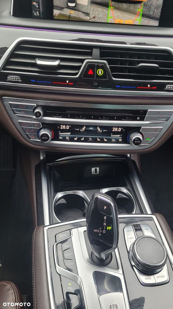 BMW Seria 7 740Ld xDrive - 8