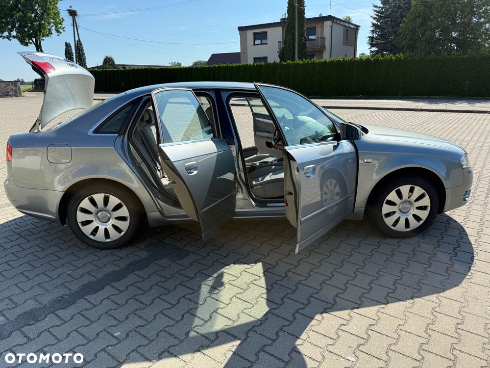 Audi A4 Limousine 2.0 TDI - 13
